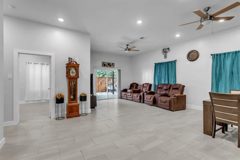 1804 Tammy Street Hawk Cove, TX 75474