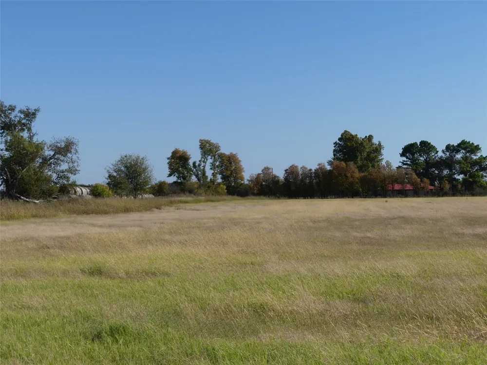 1 Farm Market 1749 Forestburg, TX 76239