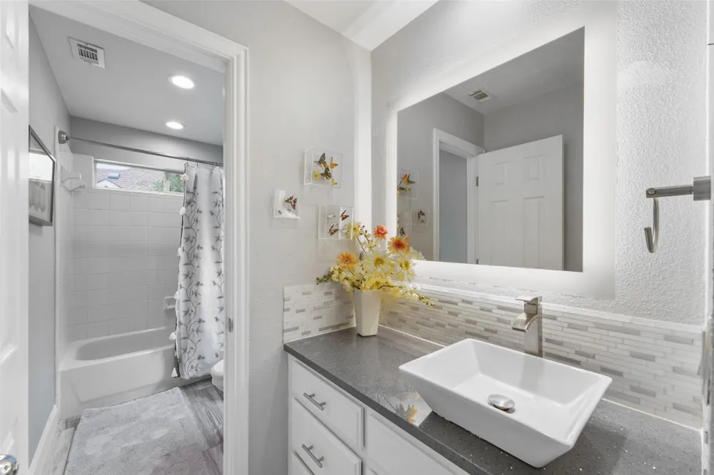4489 Mira Vista Drive Frisco, TX 75034