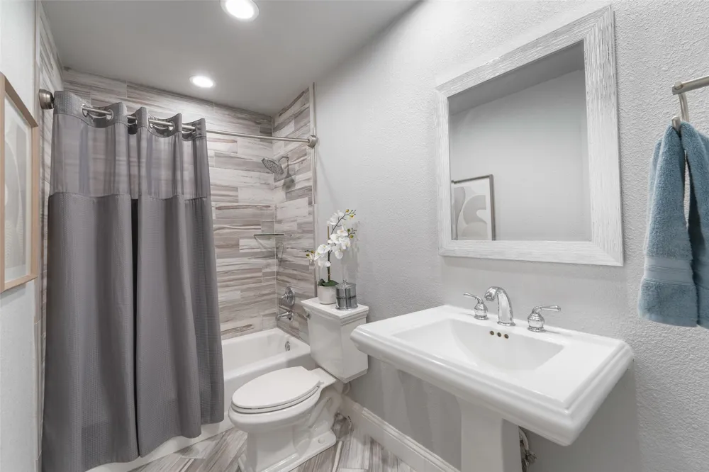 4489 Mira Vista Drive Frisco, TX 75034