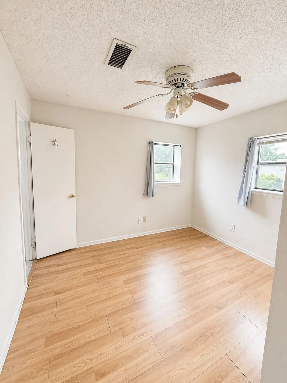 7813 Hood Street Lakeside, TX 76135