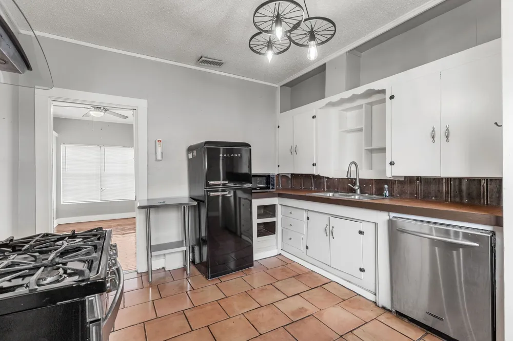 707 River Street Seymour, TX 76380