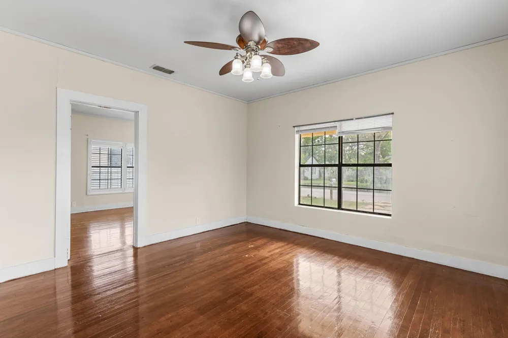 707 River Street Seymour, TX 76380