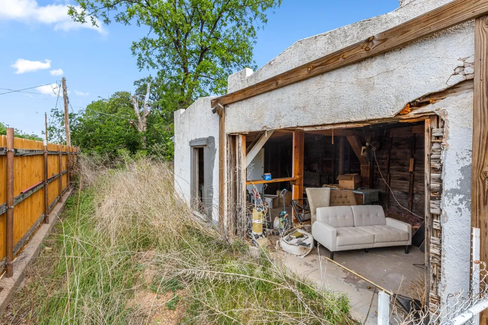 707 River Street Seymour, TX 76380