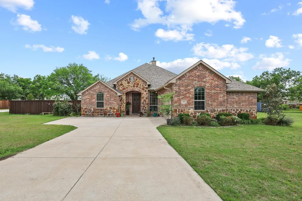 603 E Saunders Street Trenton, TX 75490