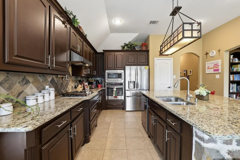 603 E Saunders Street Trenton, TX 75490