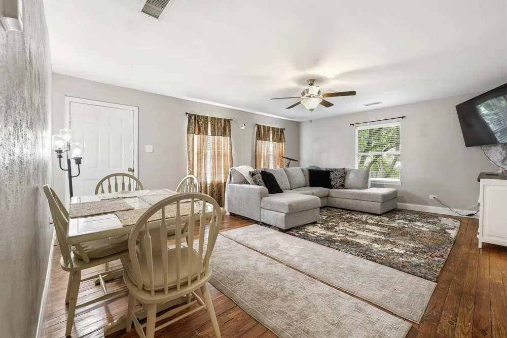 312 E Saunders Street Trenton, TX 75490