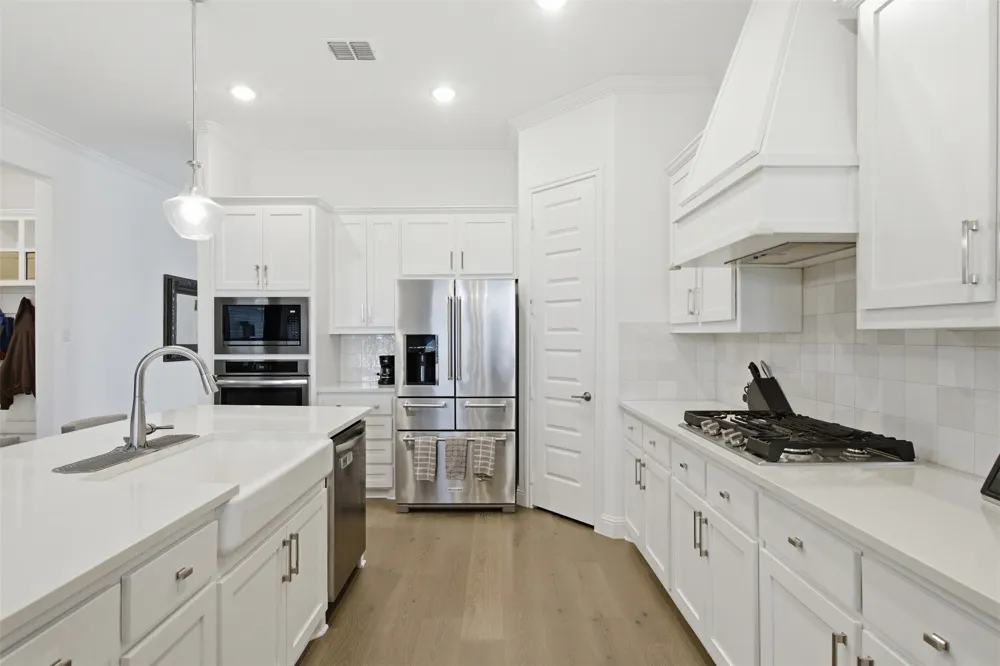 6008 Glenwood Drive Joshua, TX 76058