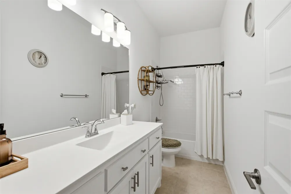 6008 Glenwood Drive Joshua, TX 76058