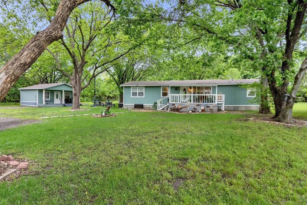 8546 County Road 500 Blue Ridge, TX 75424