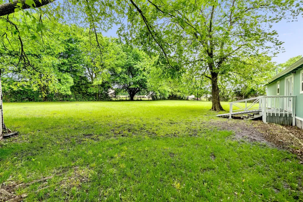 8546 County Road 500 Blue Ridge, TX 75424
