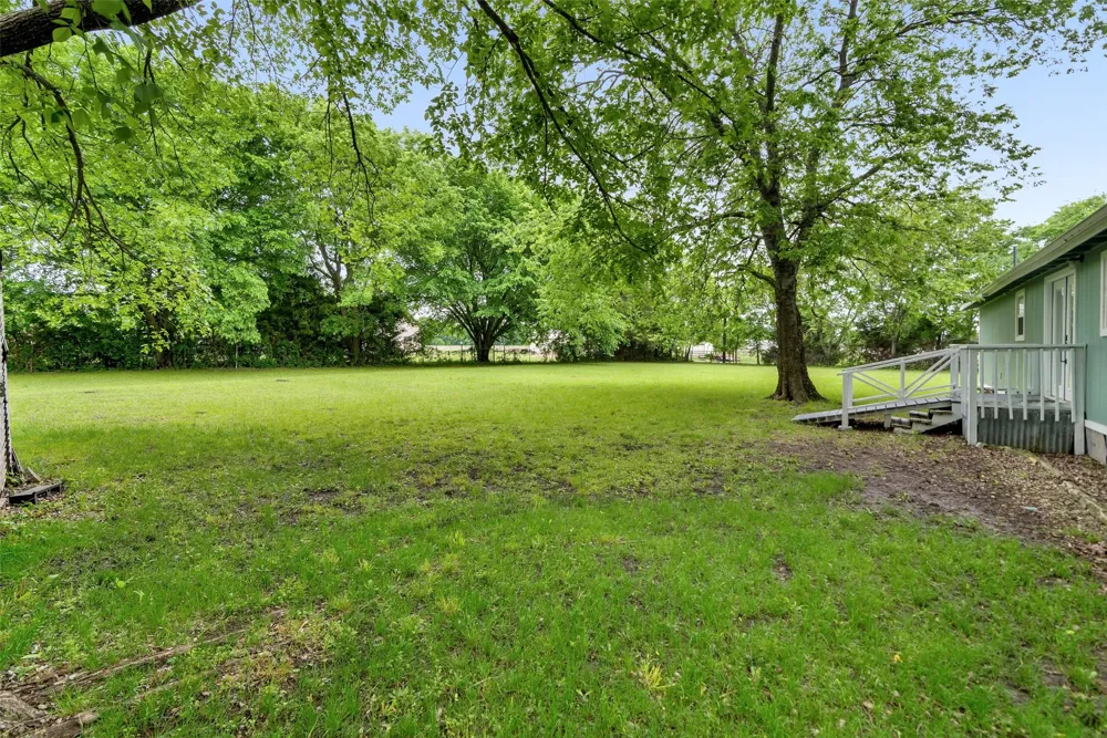 8546 County Road 500 Blue Ridge, TX 75424