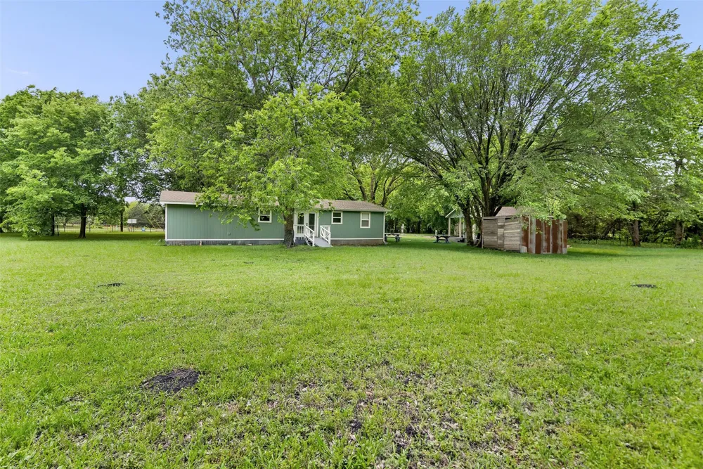 8546 County Road 500 Blue Ridge, TX 75424