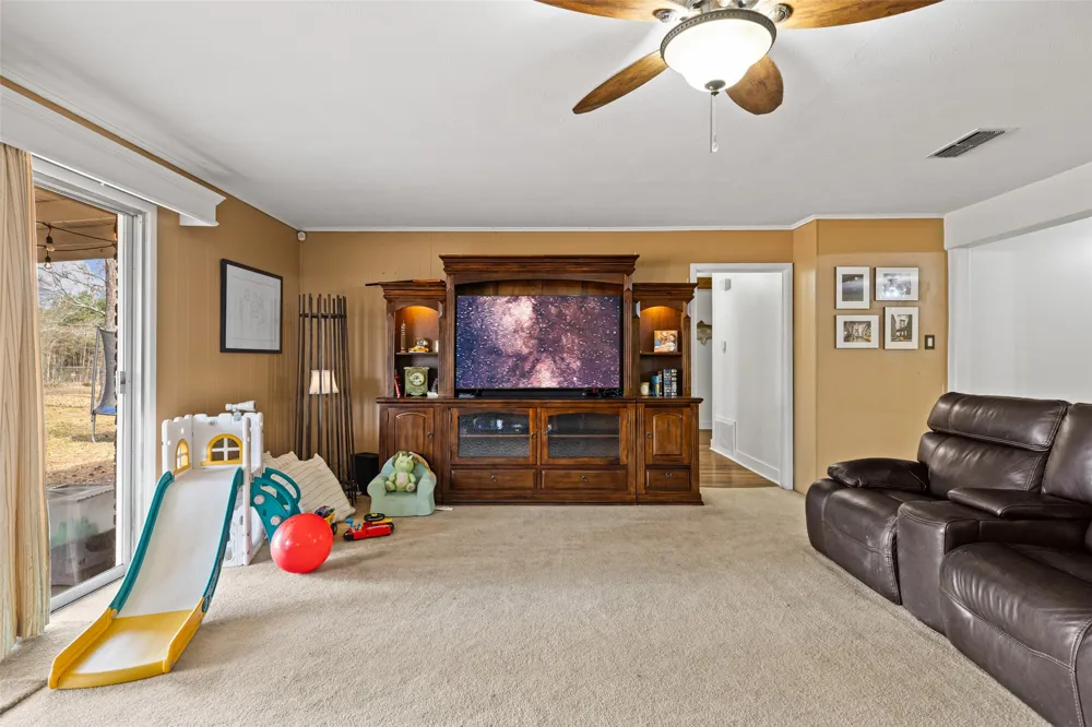 119 Mimosa Ore City, TX 75683
