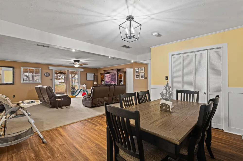 119 Mimosa Ore City, TX 75683