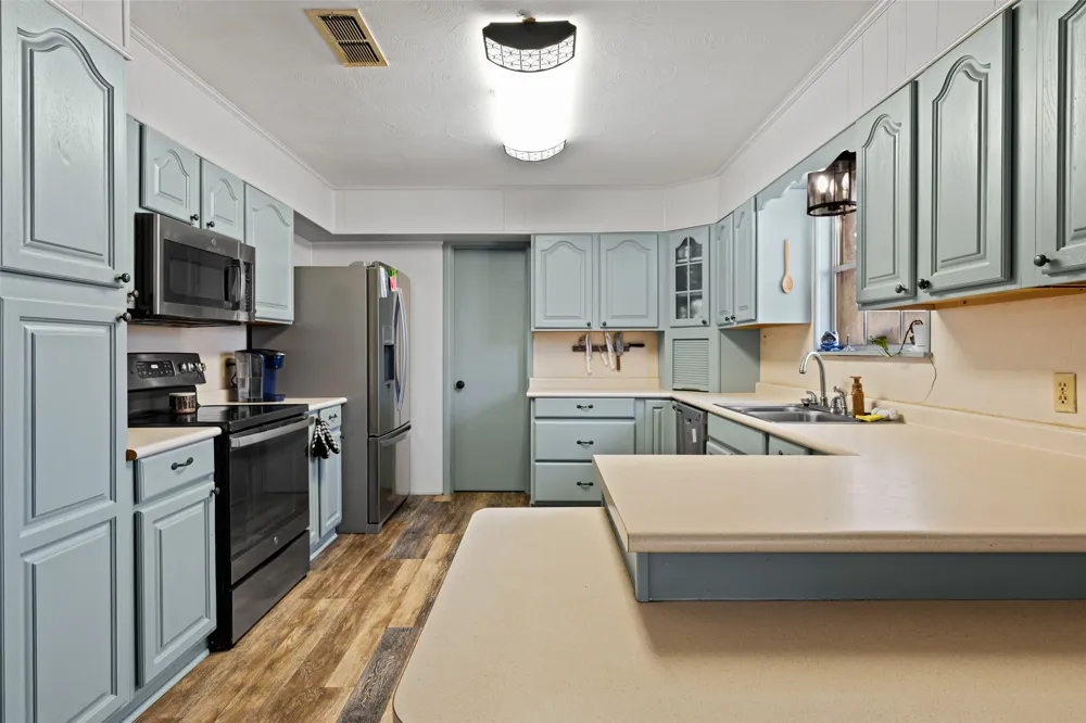 119 Mimosa Ore City, TX 75683