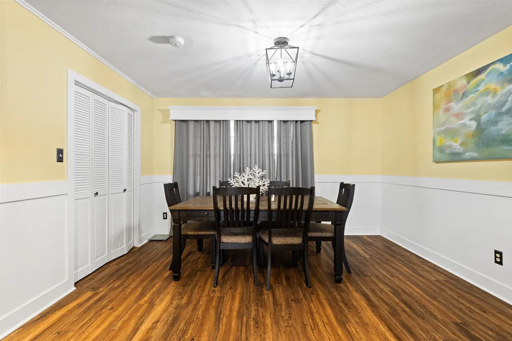 119 Mimosa Ore City, TX 75683