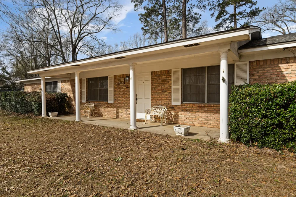 119 Mimosa Ore City, TX 75683