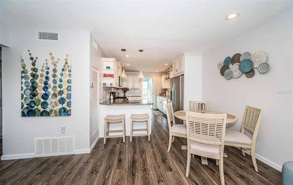 2 CAUSEWAY BOULEVARD #208 Dunedin, FL 34698