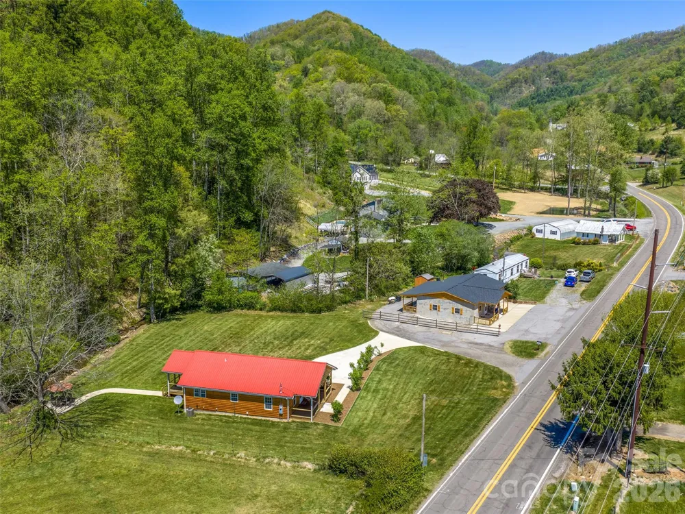 5881 US 23 Highway Mars Hill, NC 28754