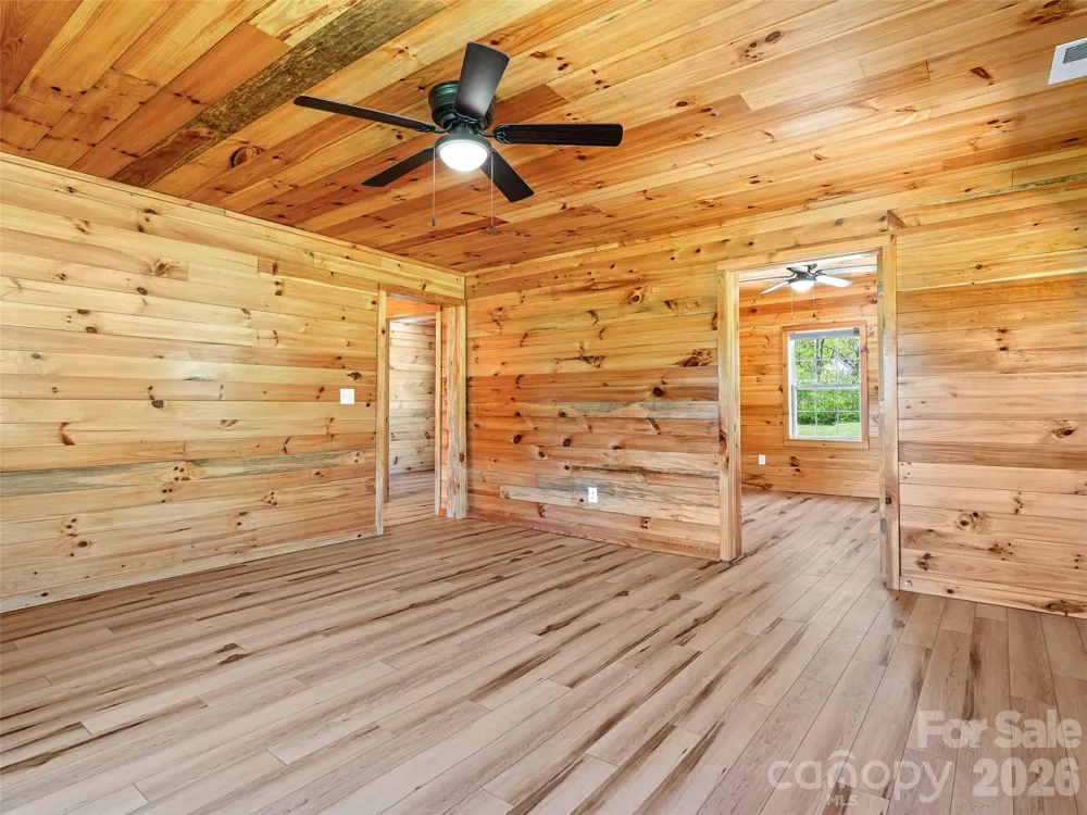 5881 US 23 Highway Mars Hill, NC 28754