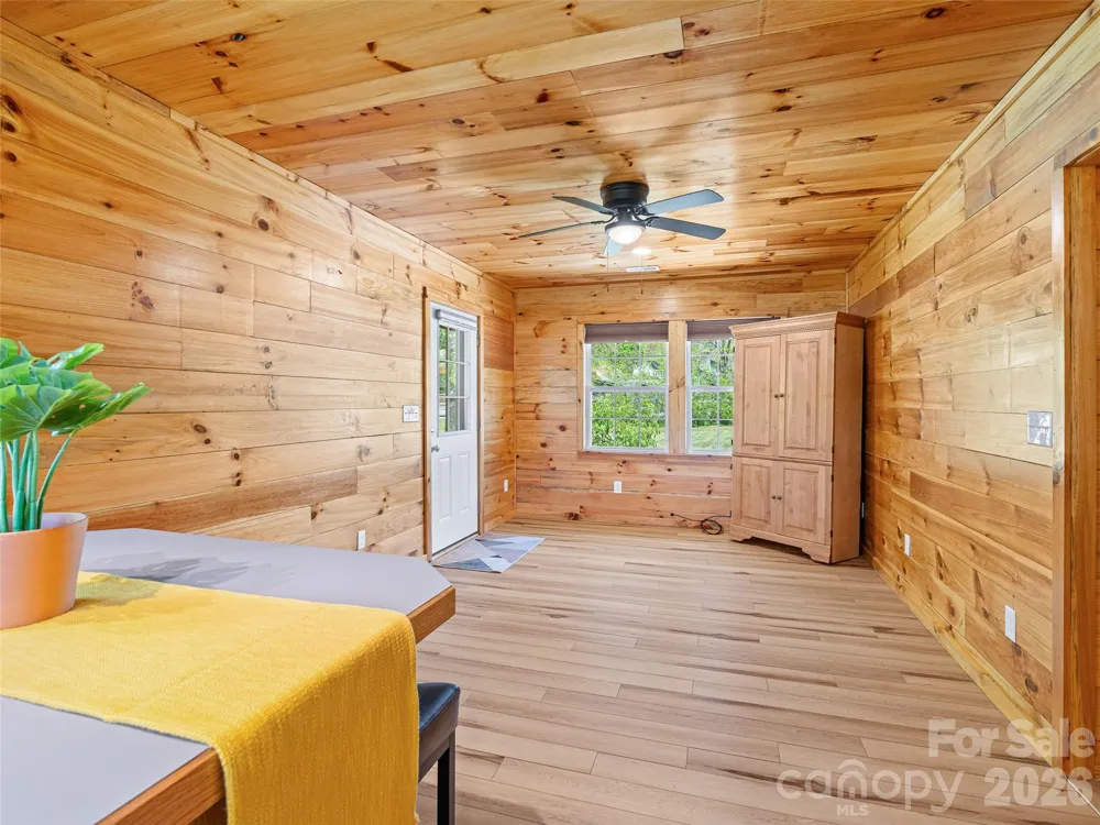 5881 US 23 Highway Mars Hill, NC 28754