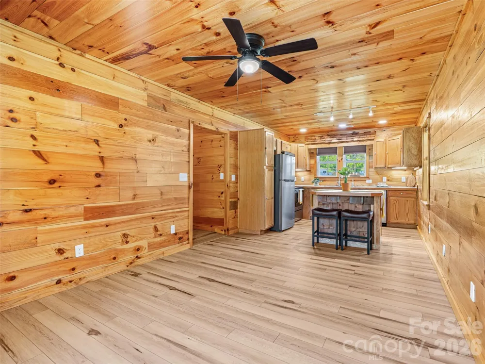 5881 US 23 Highway Mars Hill, NC 28754