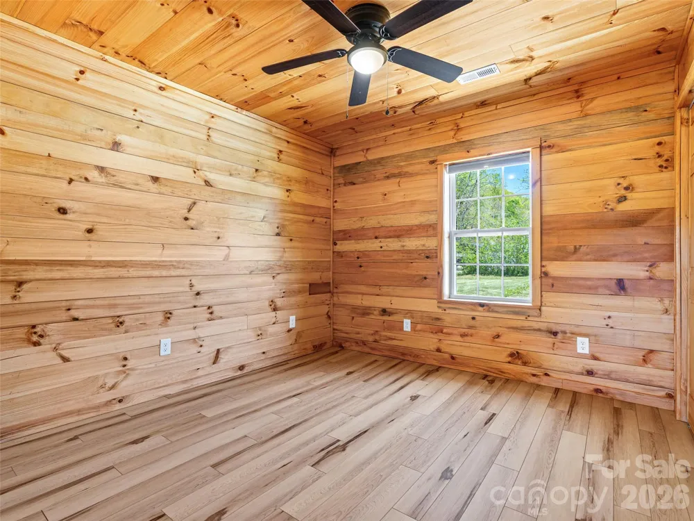 5881 US 23 Highway Mars Hill, NC 28754