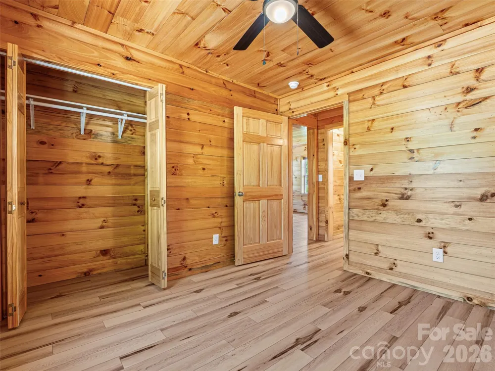 5881 US 23 Highway Mars Hill, NC 28754