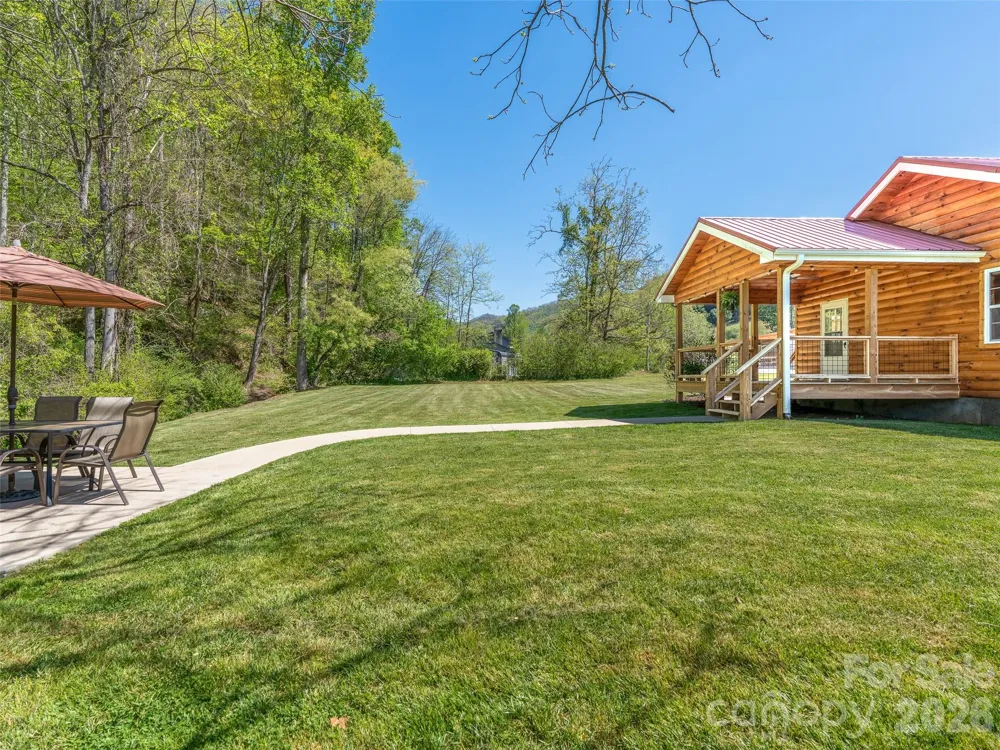 5881 US 23 Highway Mars Hill, NC 28754