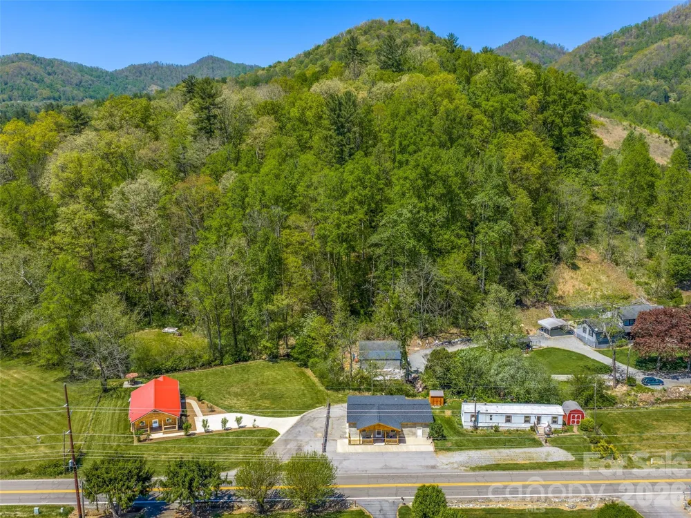 5881 US 23 Highway Mars Hill, NC 28754