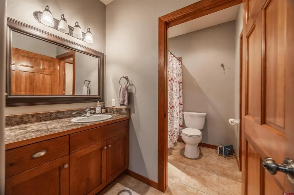 5184 6000 ROAD Olathe, CO 81425