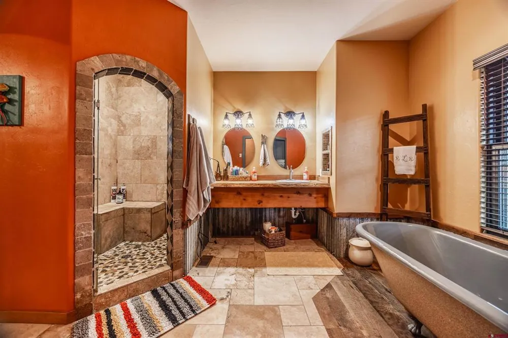 5184 6000 ROAD Olathe, CO 81425