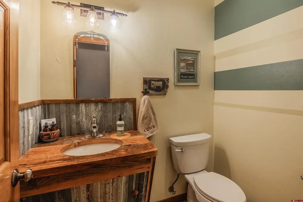 5184 6000 ROAD Olathe, CO 81425