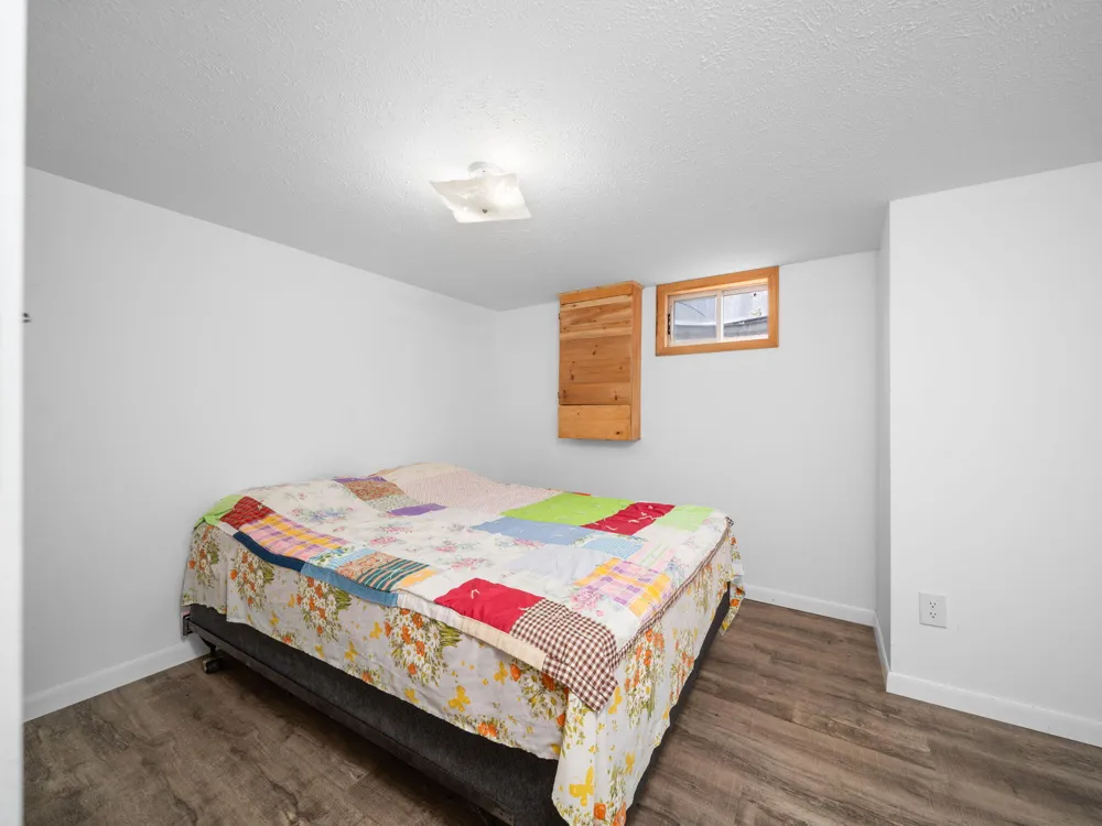 20041 E Chippewa Lake Drive Evart, MI 49631
