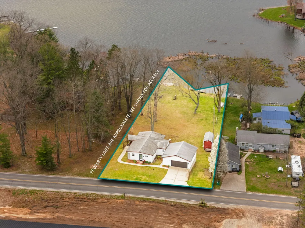 20041 E Chippewa Lake Drive Evart, MI 49631