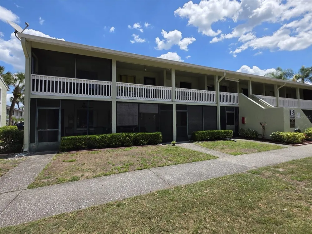 20857 HAULOVER COVE #B14 Lutz, FL 33558