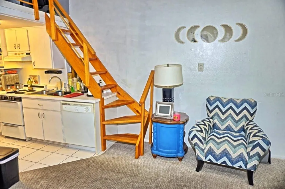 20857 HAULOVER COVE #B14 Lutz, FL 33558