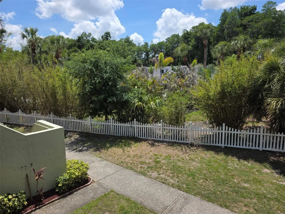 20857 HAULOVER COVE #B14 Lutz, FL 33558