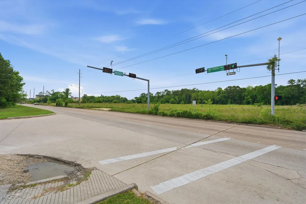 6874 Will Clayton Pkwy Humble, TX 77338