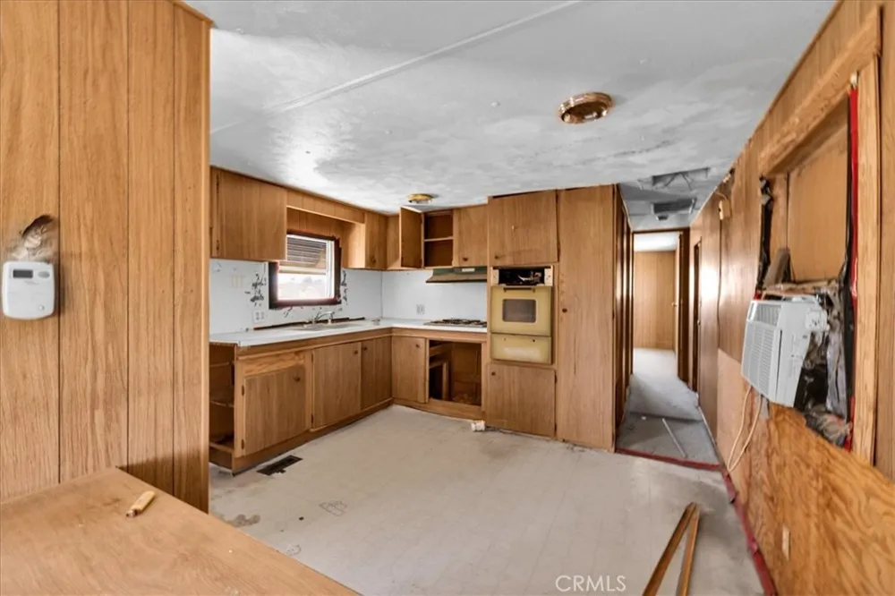 60650 Winters Landers, CA 92285