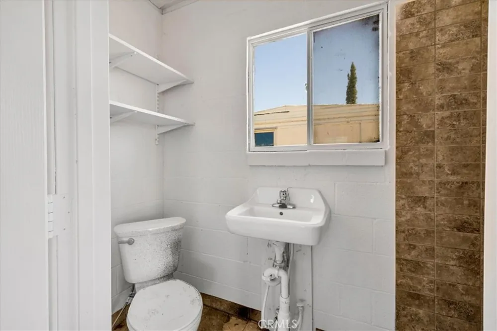 60650 Winters Landers, CA 92285