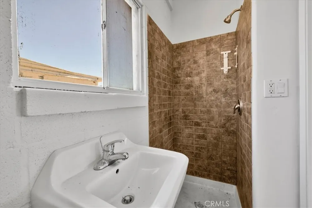 60650 Winters Landers, CA 92285