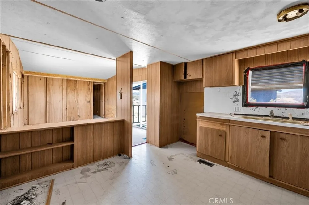 60650 Winters Landers, CA 92285