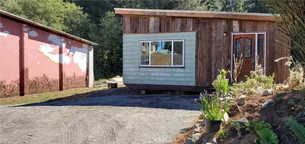 4415 Woods Lane Mckinleyville, CA 95519