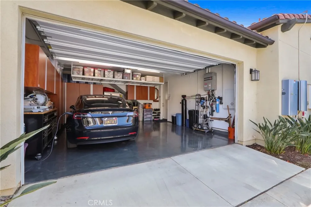 10902 Flora Park Way Cypress, CA 90720