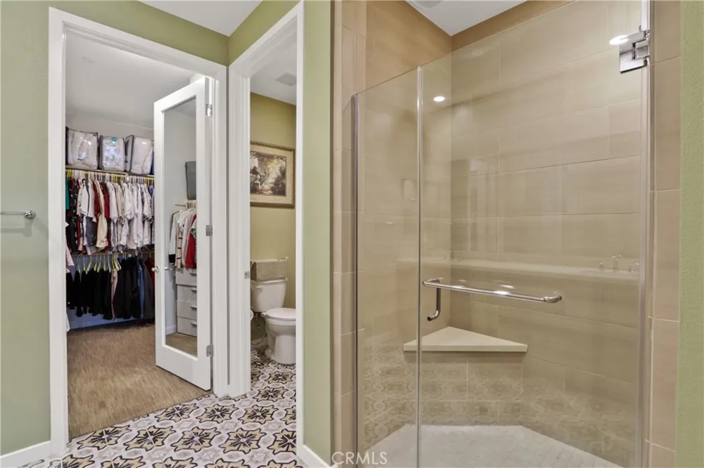 10902 Flora Park Way Cypress, CA 90720