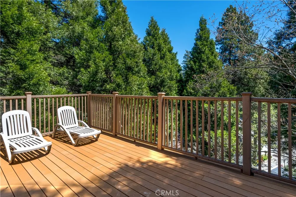 26780 Ca-189 Twin Peaks, CA 92391