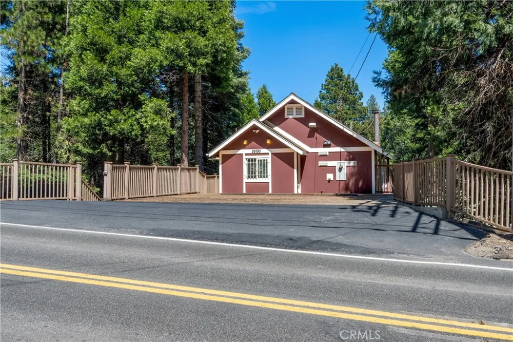 26780 Ca-189 Twin Peaks, CA 92391