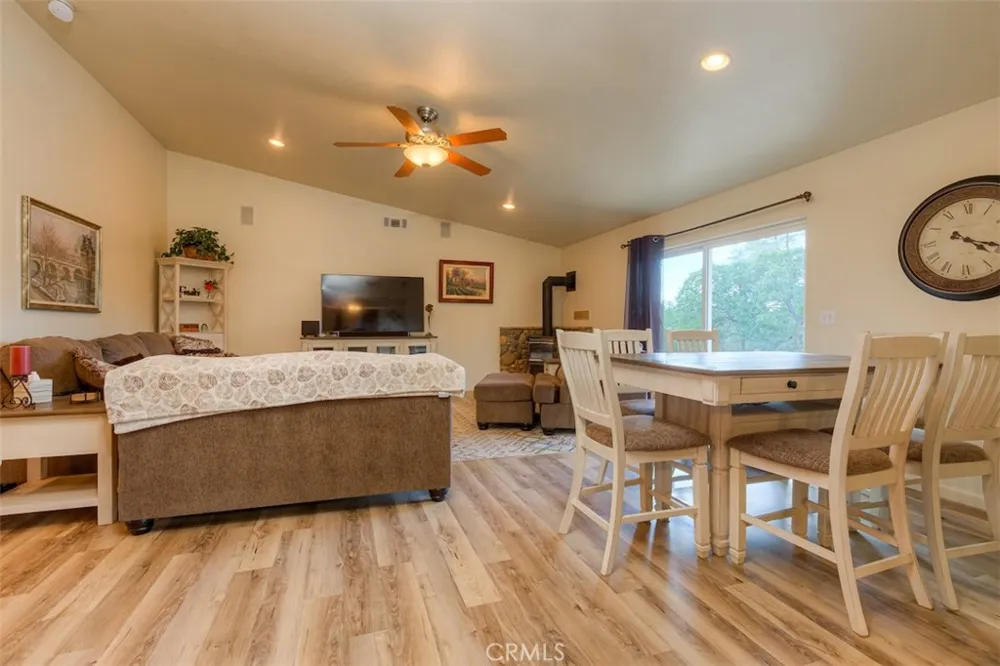 105 Silver Bar Drive Oroville, CA 95966